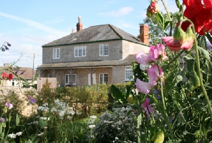 Petercott, a peaceful location offering Bed & Fed - going beyond bed & breakfast